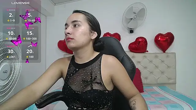 Snapshot of Maylin_horny19 chatting on 10/07/25, 05:21 Maylin horny19 online show from 10/07/25, 05:21