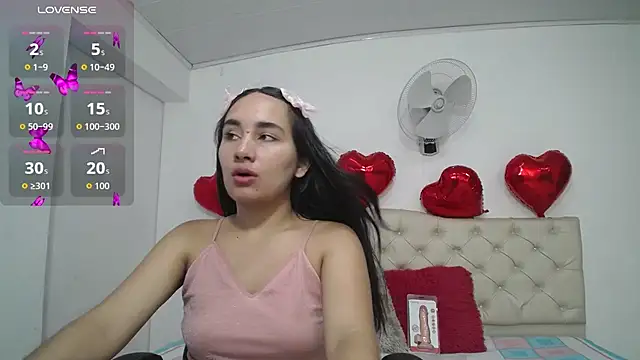 Snapshot of Maylin_horny19 chatting on 10/09/25, 07:23 Maylin horny19 online show from 10/09/25, 07:23