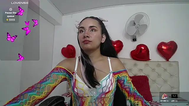Snapshot of Maylin_horny19 chatting on 10/15/25, 07:25 Maylin horny19 online show from 10/15/25, 07:25