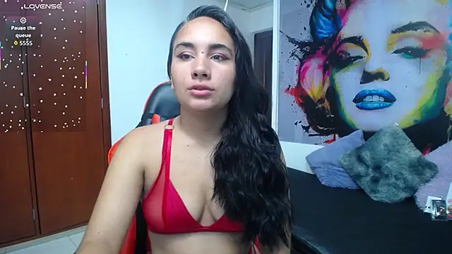 Maylin horny19 online show from 02/16/26, 09:33