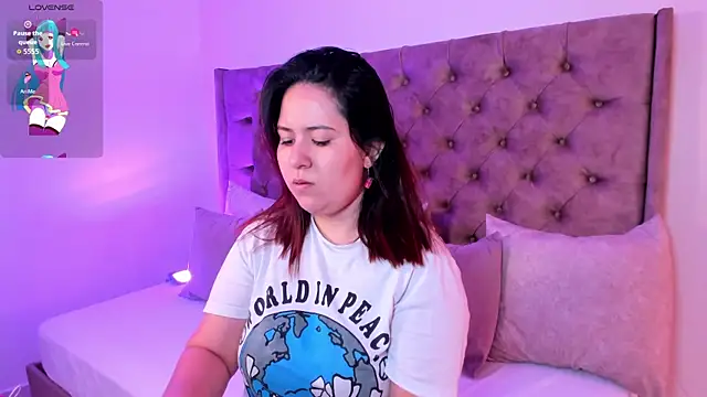 zoes milee online show from 10/22/25, 11:21