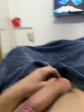 Snapshot of lucarioos06 chatting on 02/05/25, 02:59 lucarioos06 online show from 02/05/25, 02:59