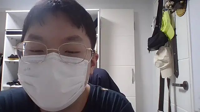 Snapshot of chaycer chatting on 03/01/25, 04:44 chaycer online show from 03/01/25, 04:44