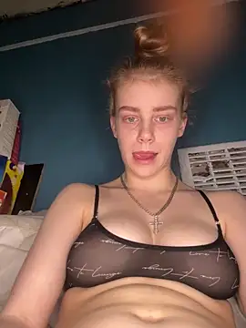 VioletxBlue online show from 03/30/26, 09:05