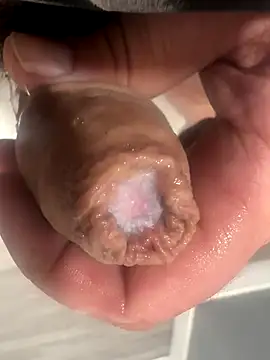 latinofhot online show from 10/02/25, 11:12