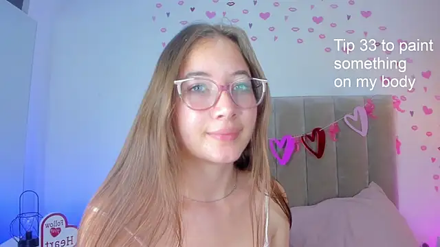 Dahlia Rousse online show from 03/20/25, 06:41