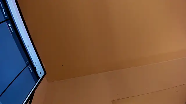 SalomeSimonz online show from 12/02/25, 07:20