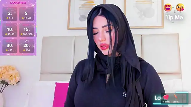 taylorsmiiith  online show from 03/17/26, 07:17