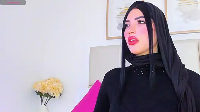 taylorsmiiith  online show from 04/09/26, 07:30