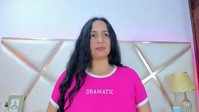 LucineArias online show from 02/17/25, 08:04