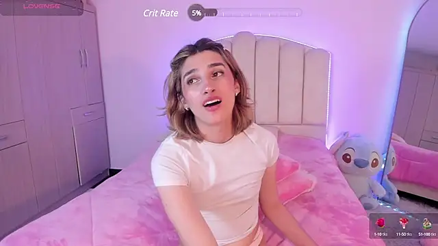 Snapshot of Queensara_ chatting on 01/30/25, 07:18 Queensara  online show from 01/30/25, 07:18