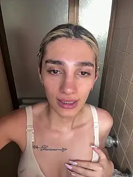 Queensara  online show from 02/26/26, 05:45