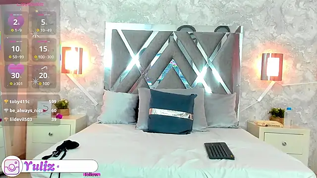 Snapshot of Luxury_Woman chatting on 01/25/25, 02:26 Luxury Woman online show from 01/25/25, 02:26