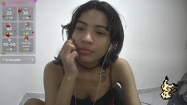 Lovelyamyy online show from 02/13/25, 02:09