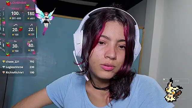 Lovelyamyy online show from 09/19/25, 03:41