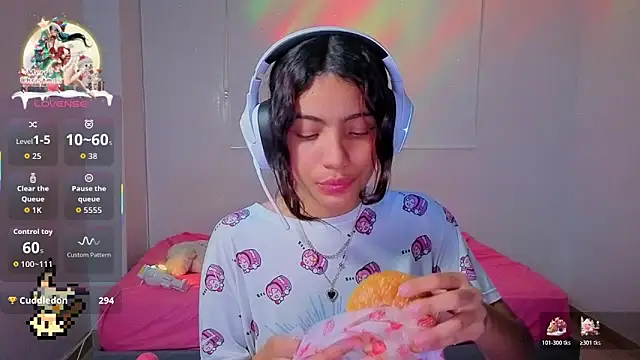 Lovelyamyy online show from 12/04/25, 02:10