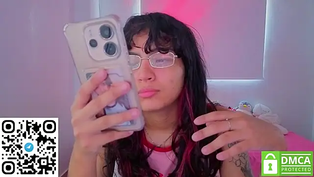 Lovelyamyy online show from 04/01/26, 01:41