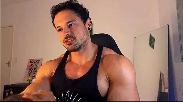 Lucasfit24 online show from 07/25/26, 02:42