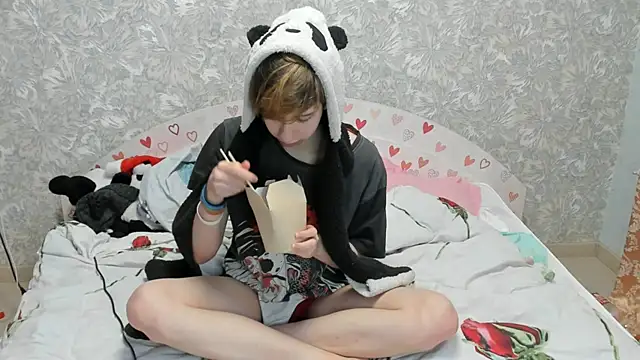 Timothy Fox online show from 03/03/25, 03:19