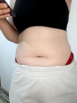 Snapshot of blondaf chatting on 01/18/25, 06:45 blondaf online show from 01/18/25, 06:45