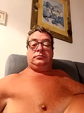 Snapshot of MountJohnXL chatting on 02/23/25, 03:24 MountJohnXL online show from 02/23/25, 03:24