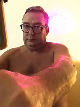 Snapshot of MountJohnXL chatting on 02/19/26, 01:56 MountJohnXL online show from 02/19/26, 01:56