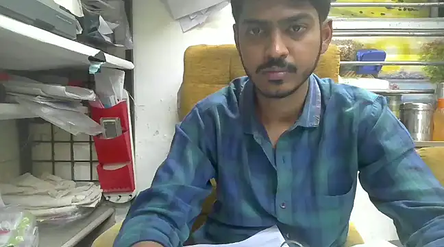 Snapshot of cute_modell chatting on 01/20/25, 11:56 cute modell online show from 01/20/25, 11:56