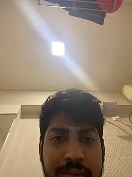 Snapshot of cute_modell chatting on 02/24/25, 04:27 cute modell online show from 02/24/25, 04:27