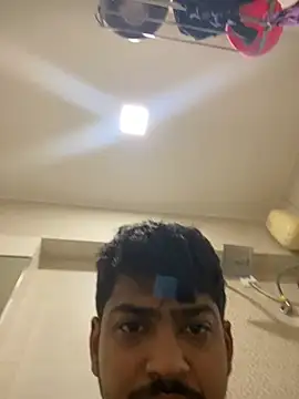 Snapshot of cute_modell chatting on 02/28/25, 04:54 cute modell online show from 02/28/25, 04:54