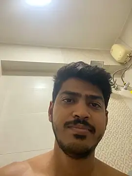 Snapshot of cute_modell chatting on 03/10/25, 05:39 cute modell online show from 03/10/25, 05:39