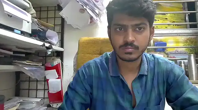 Snapshot of cute_modell chatting on 03/21/25, 12:17 cute modell online show from 03/21/25, 12:17