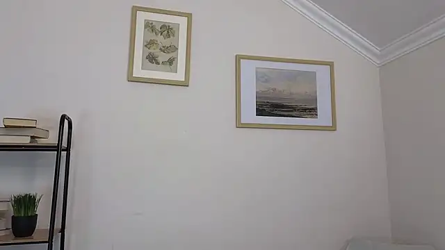 Bonnie White online show from 02/17/25, 01:10