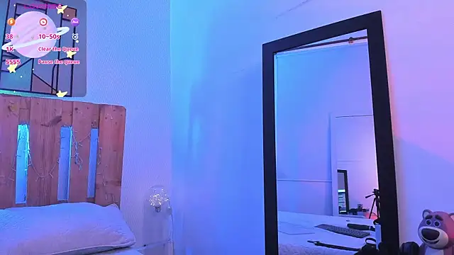 coral jonesss online show from 09/30/25, 03:39