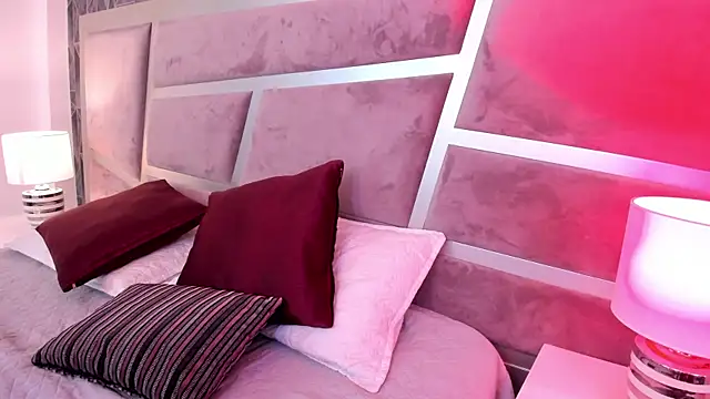 Sara  collins   online show from 03/10/25, 12:15