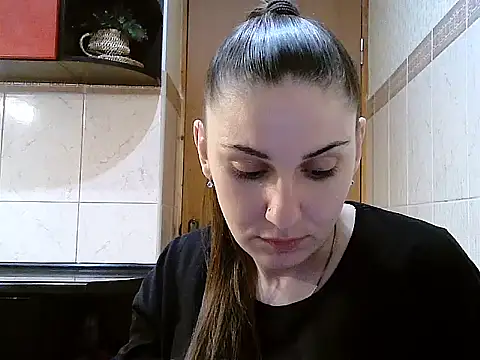 Yuliia30 online show from 01/09/26, 03:15