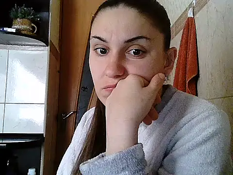 Yuliia30 online show from 02/06/26, 07:34