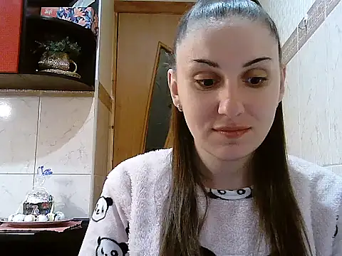 Yuliia30 online show from 04/11/26, 08:02