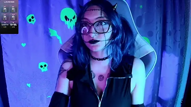 Kimlennox  online show from 11/21/25, 02:16