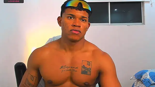 maxsteel177 online show from 03/14/25, 03:15