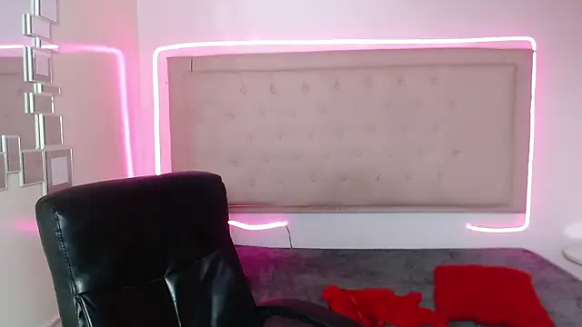 kathepickmanx online show from 10/17/25, 04:04