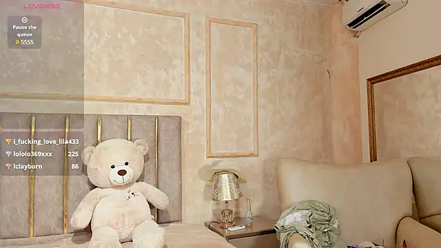 LilaBeily online show from 02/02/25, 02:17