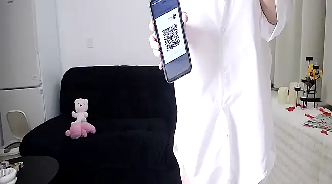 Hey-Cute online show from 01/14/25, 07:38