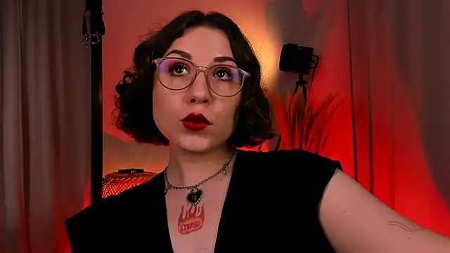 Eva Moss  online show from 03/12/25, 12:53