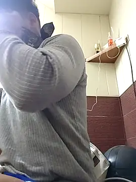 13horny13 online show from 01/27/25, 12:01