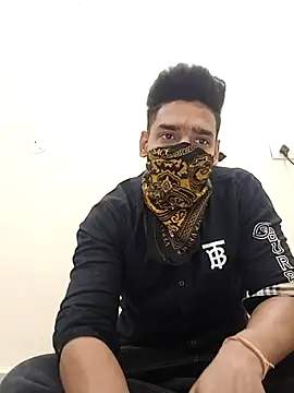 13horny13 online show from 01/31/25, 05:40