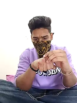 13horny13 online show from 02/04/25, 06:14