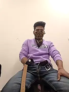 13horny13 online show from 02/04/25, 09:38