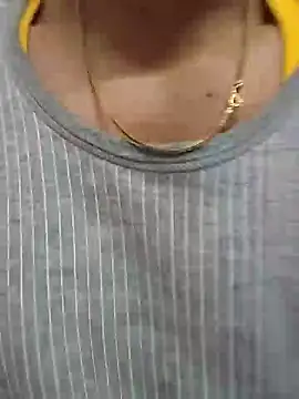 13horny13 online show from 02/08/25, 12:06