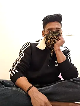 13horny13 online show from 02/19/25, 06:00
