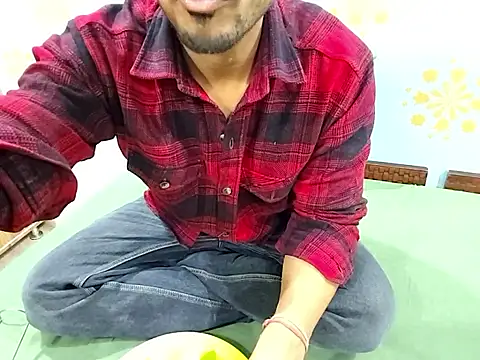 13horny13 online show from 02/27/25, 08:17